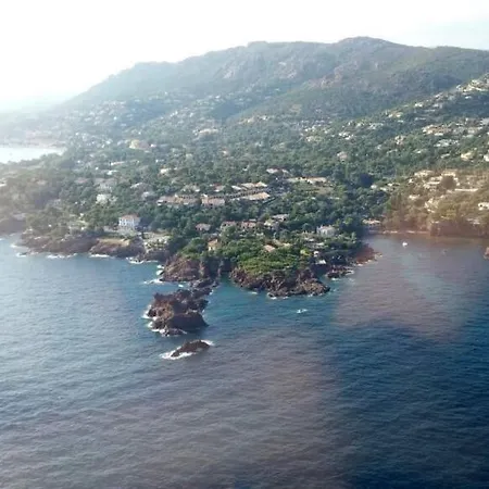 Pieds Dans L'eau A Agay Dom wakacyjny Saint-Raphaël